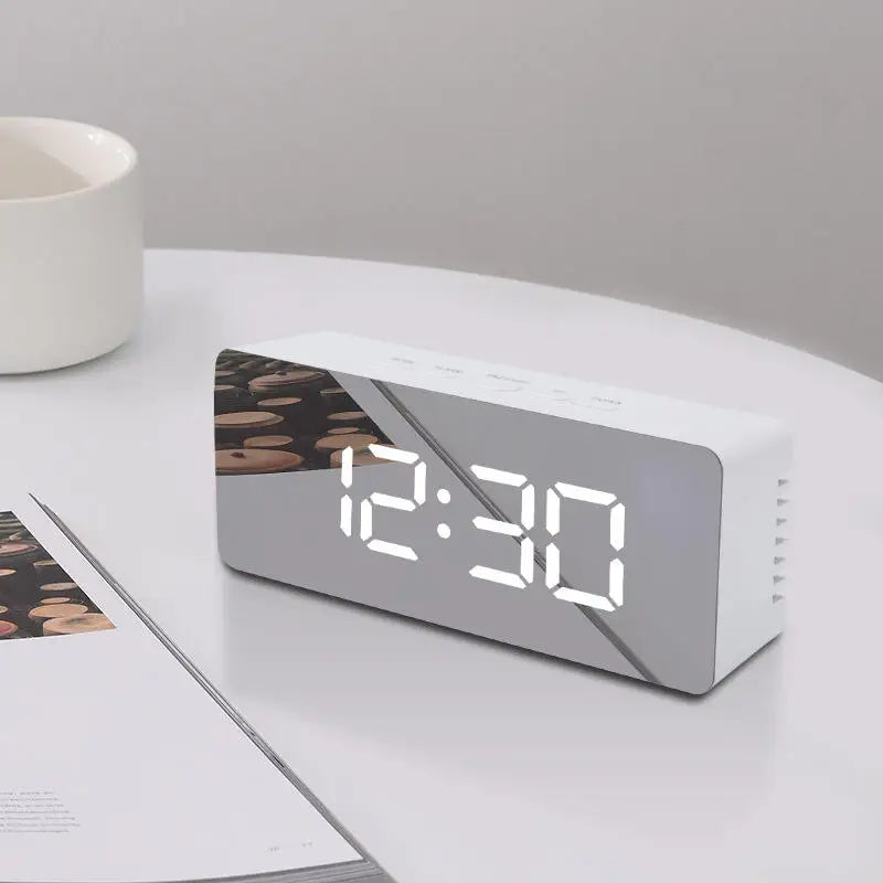 Minimal LED Desk Clock